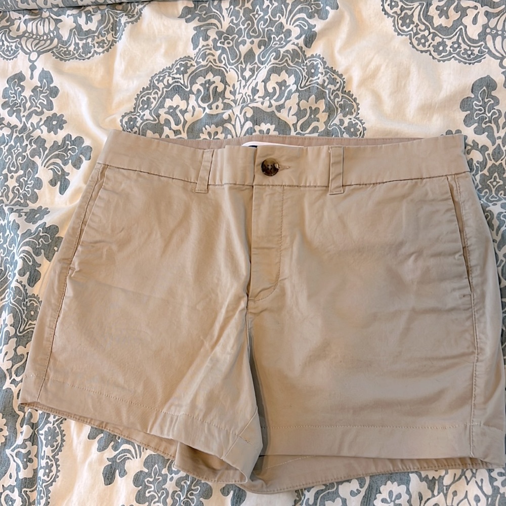 Old Navy Everyday Short -Khaki; Size 10